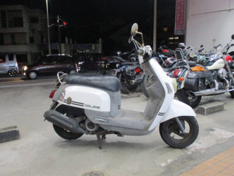 Yamaha CUXI 100