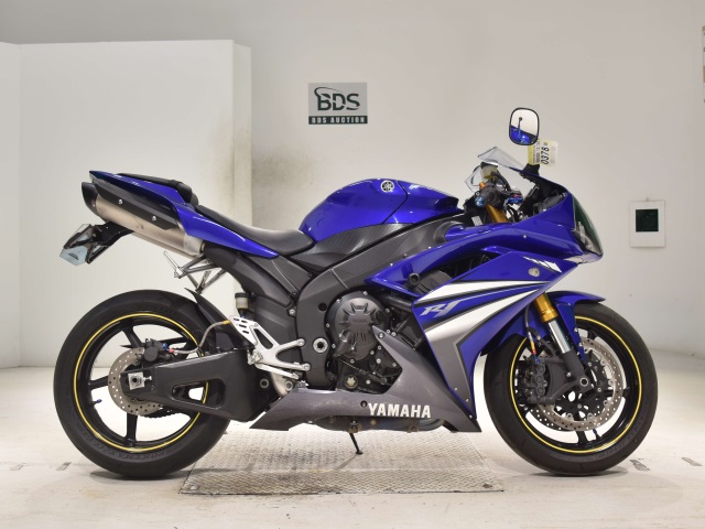 Yamaha YZF-R1