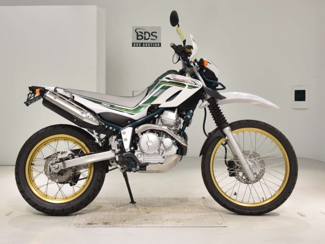 Yamaha SEROW XT250