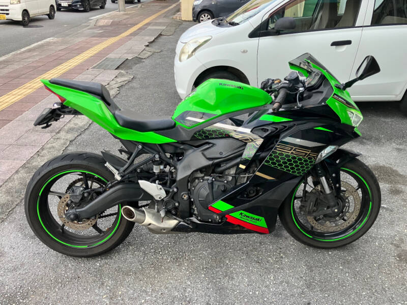 Kawasaki NINJA ZX-25R