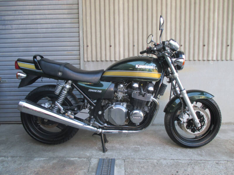 Kawasaki ZEPHYR750