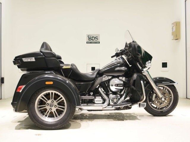 HD ELECTRA GLIDE FLHTCU1690 TRIKE