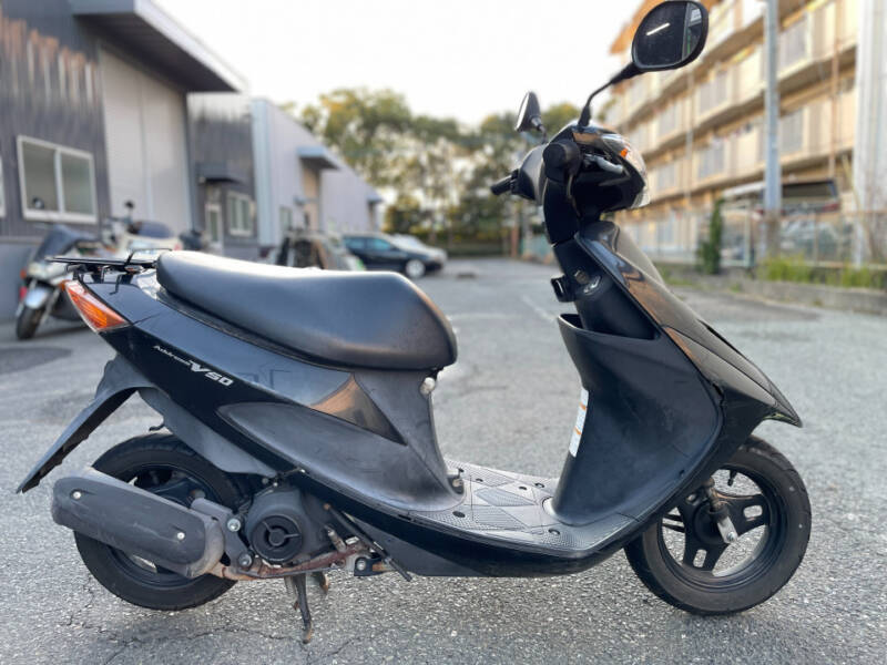 Suzuki ADDRESS V50