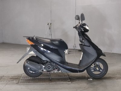 Suzuki ADDRESS V50