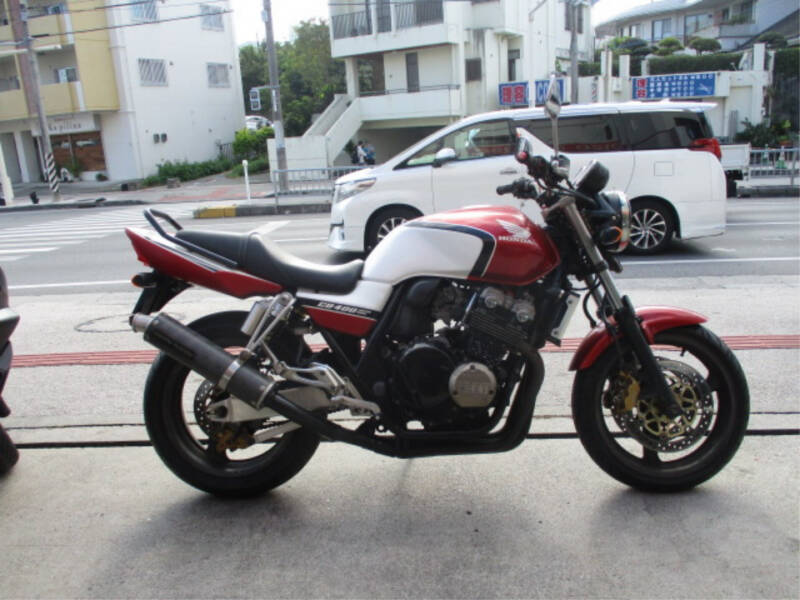 Honda CB400SFV