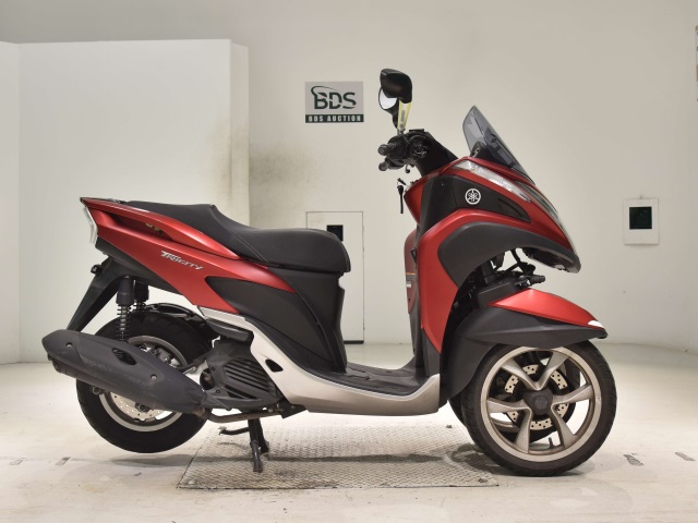 Yamaha TRICITY 125