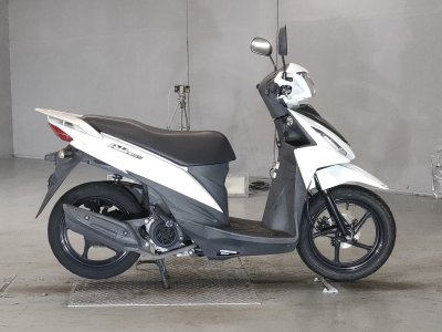 Suzuki ADDRESS V110