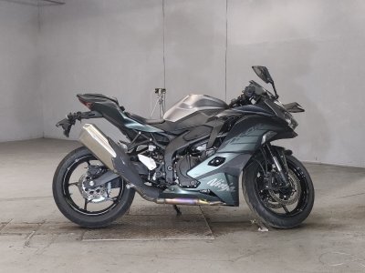 Kawasaki NINJA ZX-4RR