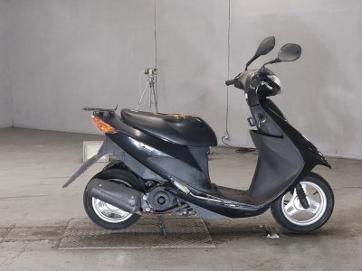 Suzuki ADDRESS V50