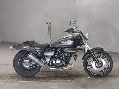 Honda MAGNA50