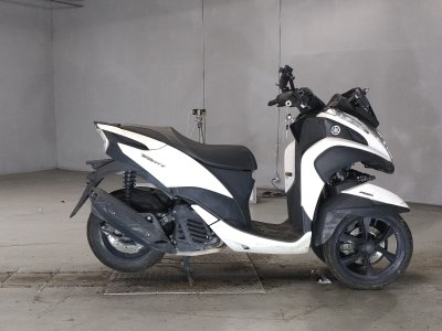 Yamaha TRICITY 125