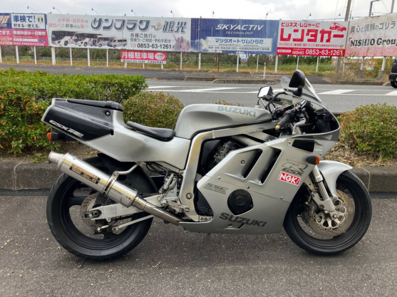 Suzuki GSX-R400