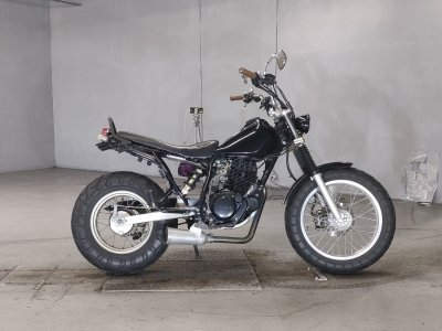 Yamaha TW200