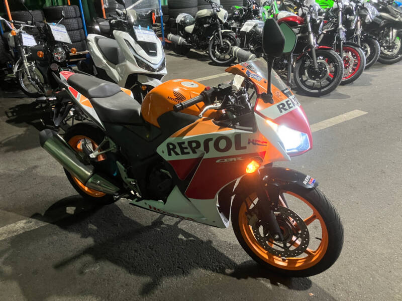 Honda CBR250R
