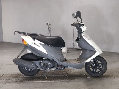 Suzuki ADDRESS V125