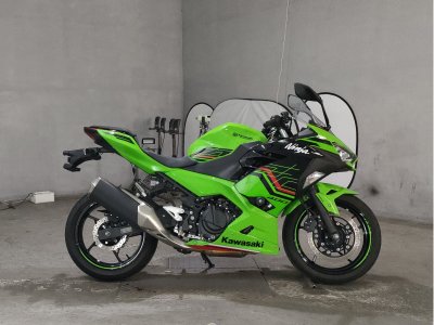 Kawasaki NINJA400