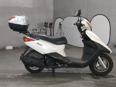 Yamaha AXIS TREAT