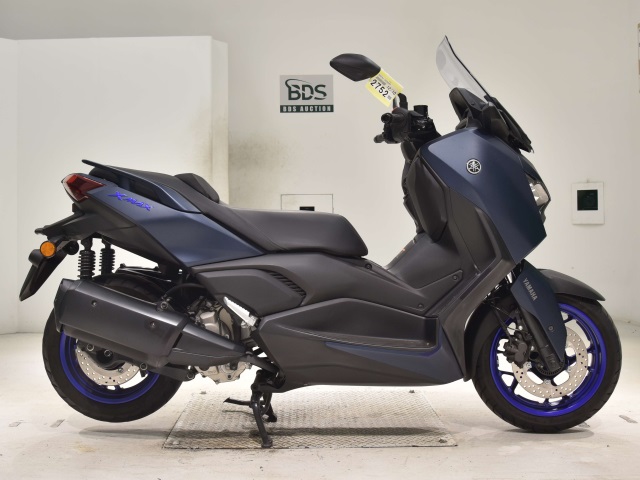 Yamaha X-MAX250-2