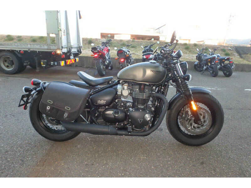 Triumph BONNEVILLE BOBBER