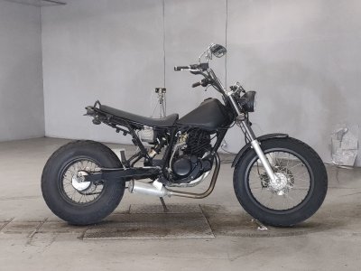 Yamaha TW200