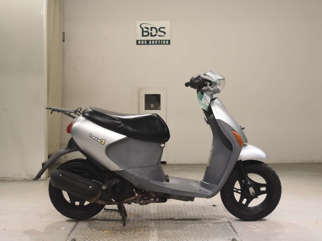 Suzuki LETS4