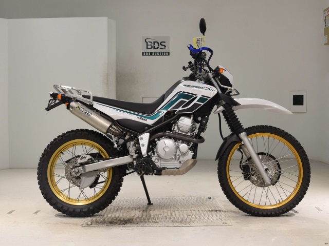 Yamaha SEROW XT250