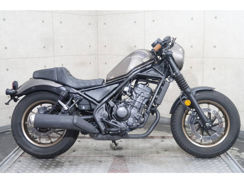 Honda REBEL S CMX250