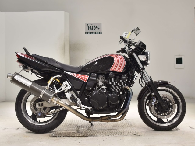 Yamaha XJR400