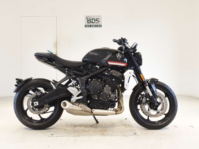 Triumph TRIDENT660