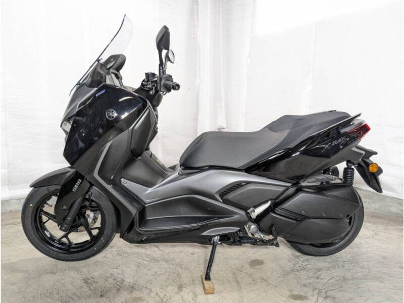 Yamaha X-MAX250