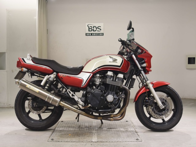 Honda CB750SF