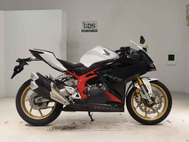 Honda CBR250RRA