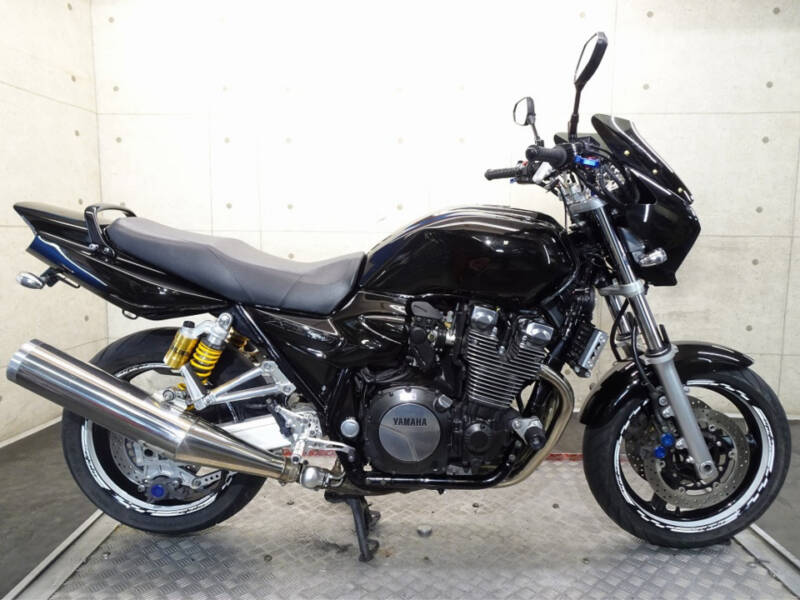 Yamaha XJR1300