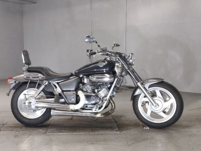 Honda MAGNA250
