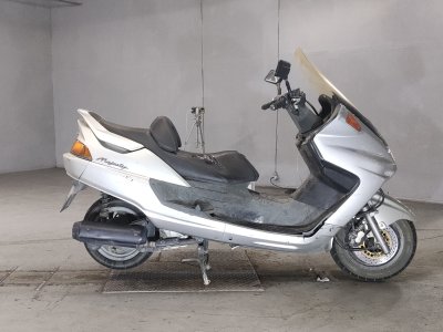 Yamaha MAJESTY 250