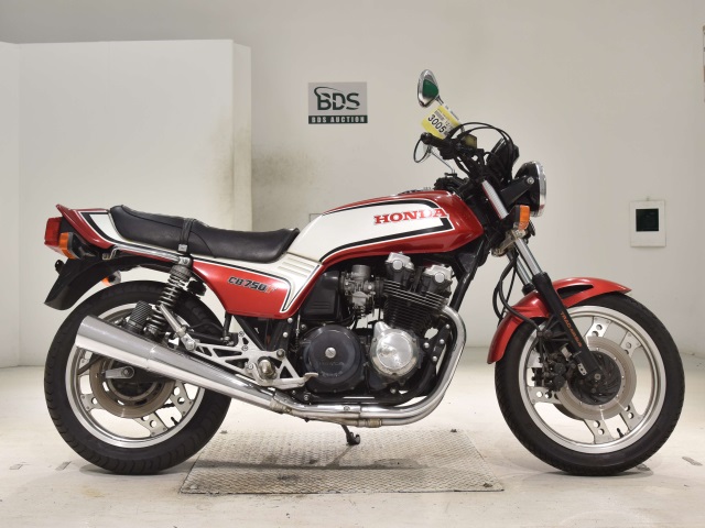 Honda CB750SF