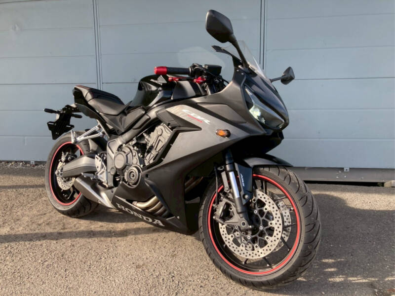 Honda CBR650R
