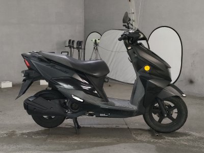 Suzuki AVENIS125