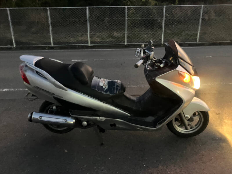Suzuki SKYWAVE 250