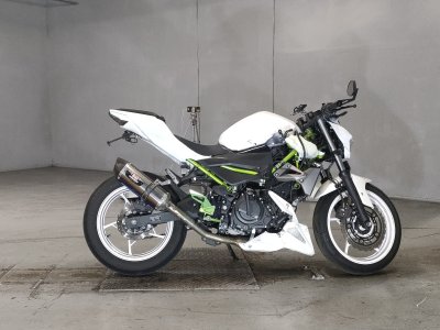 Kawasaki Z250