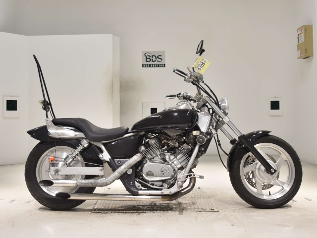 Honda MAGNA250