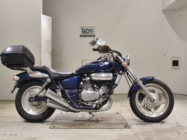 Honda MAGNA250