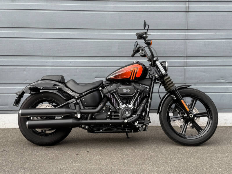 HD STREETBOB FXBB1750