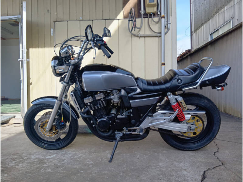 Suzuki GSX400 IMPULSE