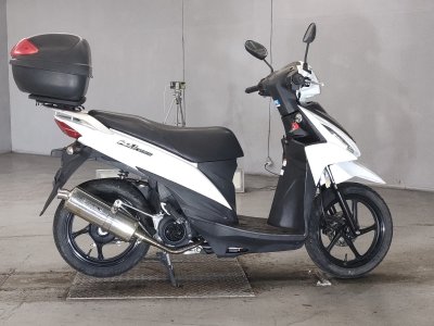 Suzuki ADDRESS V110