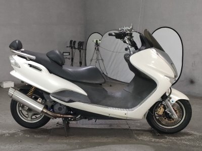 Yamaha MAJESTY 125