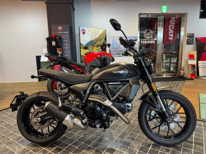 Ducati SCRAMBLER 803 ICON