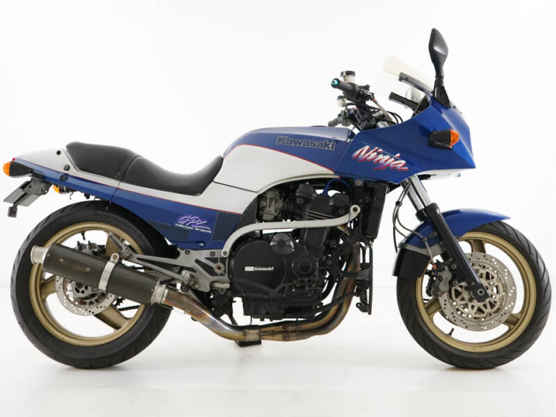 Kawasaki GPZ900R