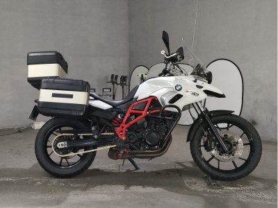 BMW F700GS