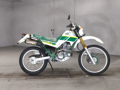 Yamaha SEROW XT225